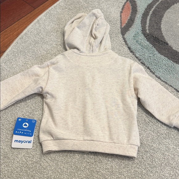 Adorable baby sweater - Picture 7 of 7